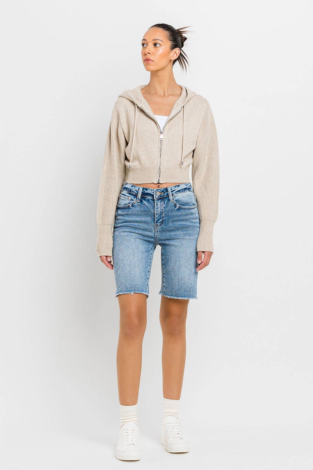 HIGH RISE RAW HEM BERMUDA SHORTS - Vervet