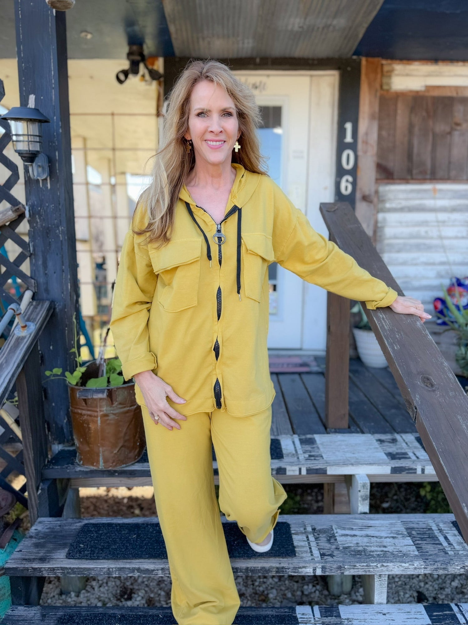 FEAST YOUR EYES COLLECTION