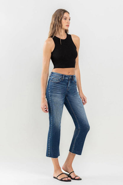 MID RISE CLEAN CUT RAW HEM CROP STRAIGHT JEANS LV1194