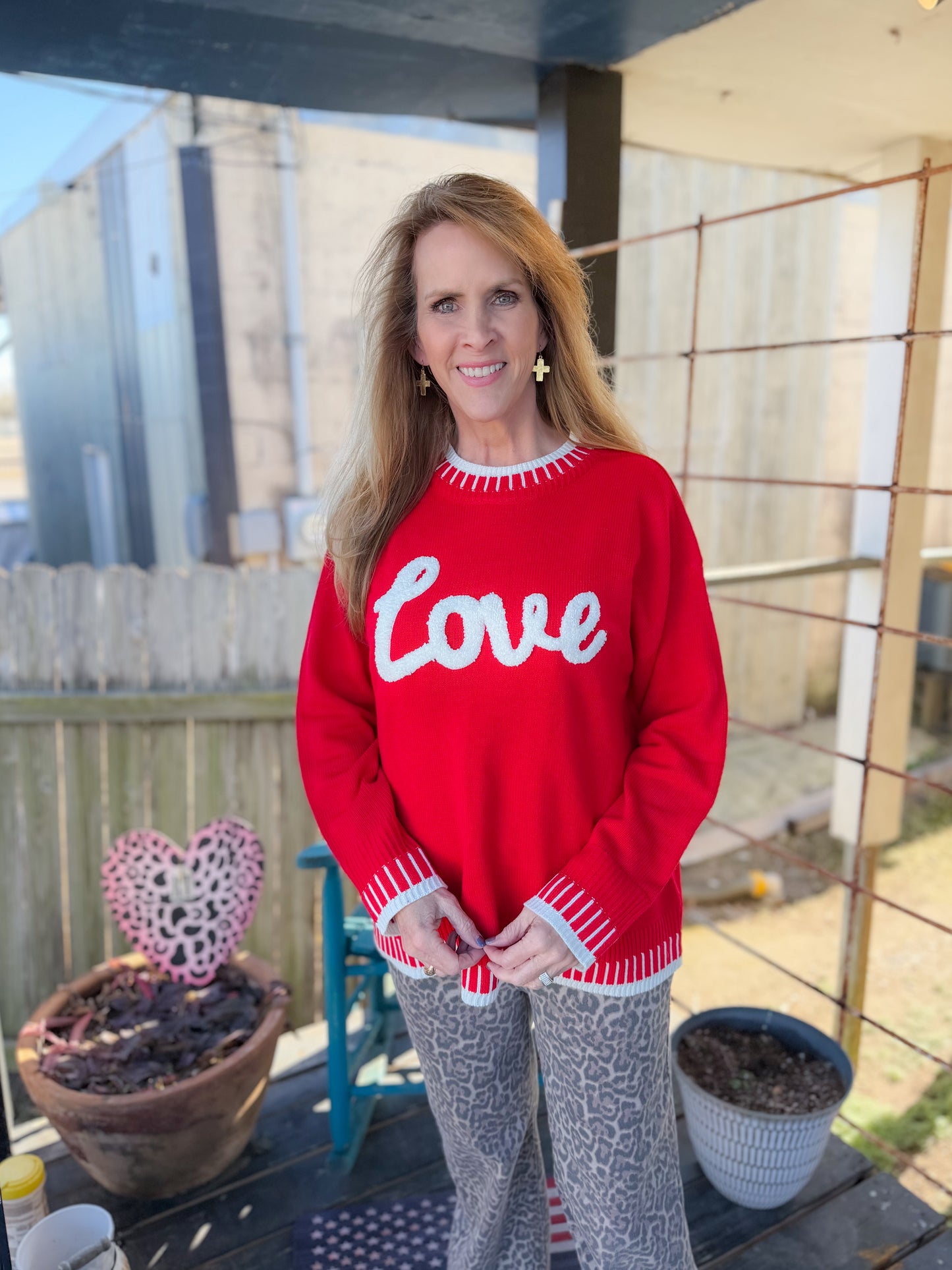 RED LOVE SCRIPT SWEATER