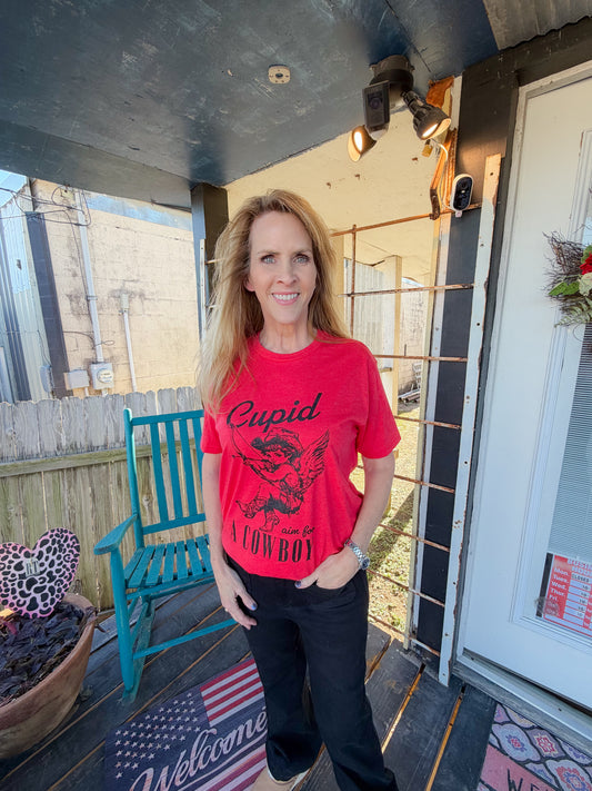 CUPID, AIM FOR A COWBOY GRAPHIC TEE